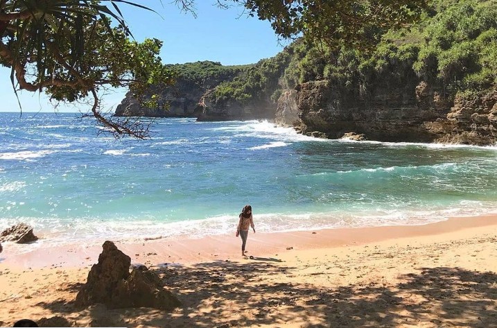 Lokasi Pantai Ngetun Lokasi Pantai Ngetun